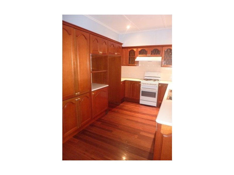 24 Kanumbra Street, Coorparoo QLD 4151