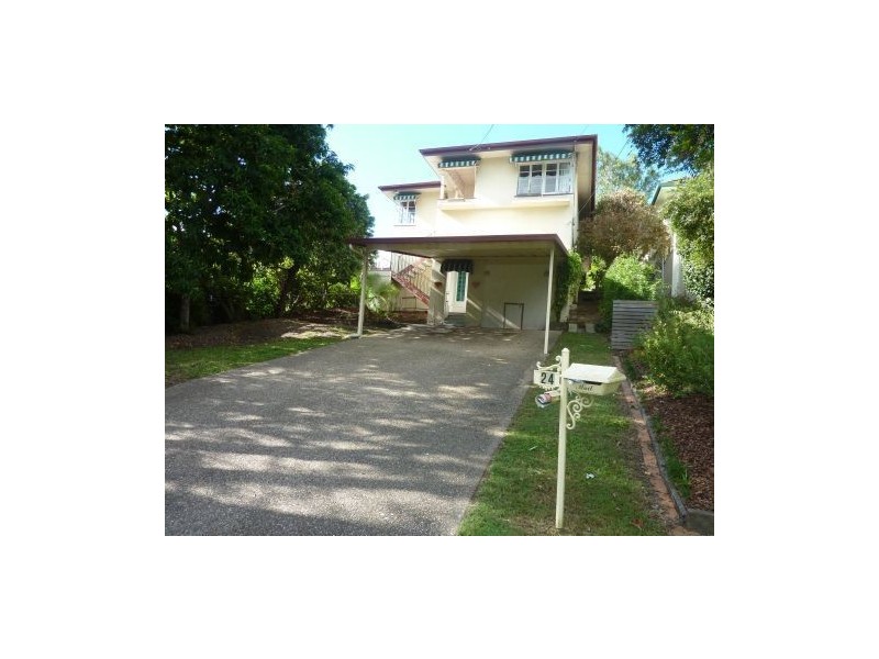 24 Kanumbra Street, Coorparoo QLD 4151