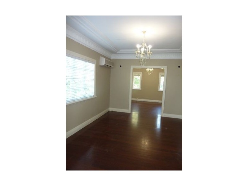 23 Warilda Street, Camp Hill QLD 4152