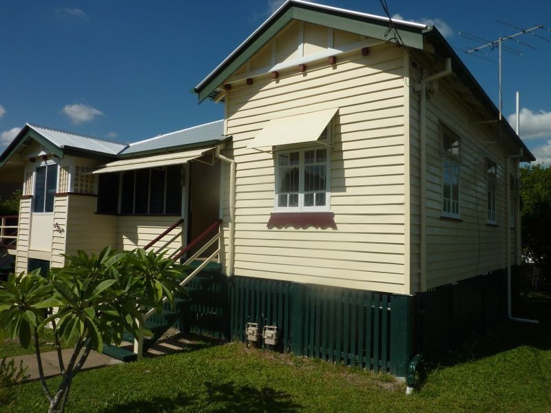 1/27 Lackey Avenue, Coorparoo QLD 4151