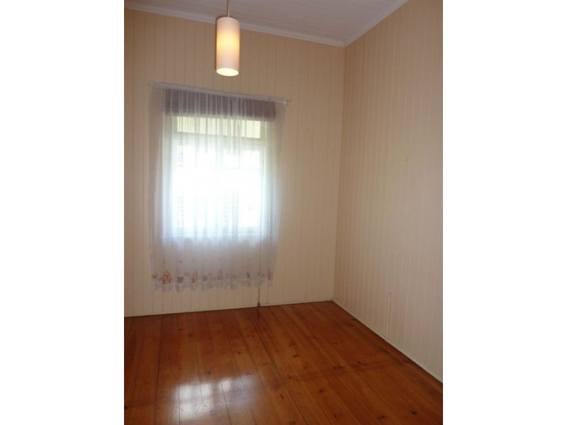 1/27 Lackey Avenue, Coorparoo QLD 4151