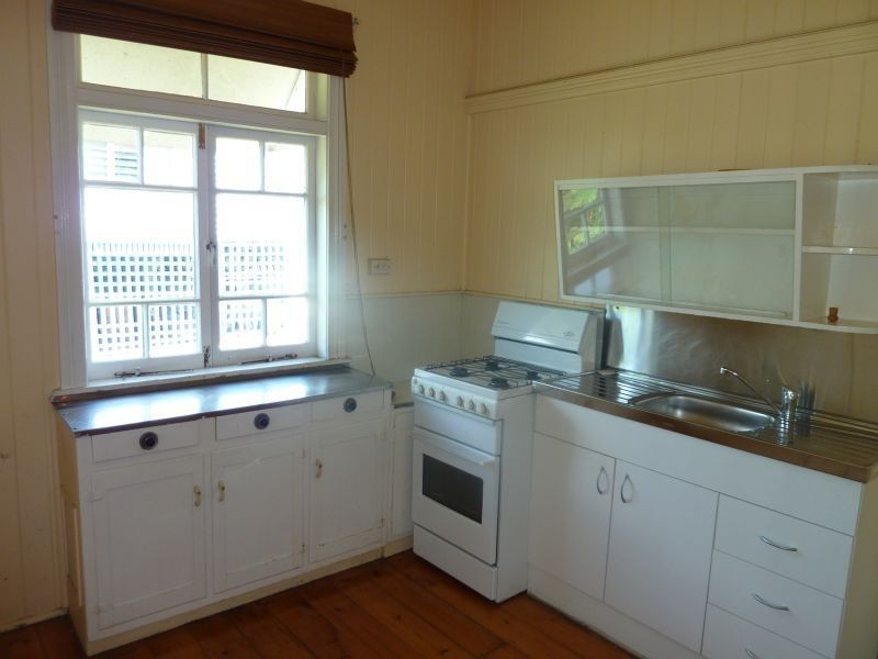 1/27 Lackey Avenue, Coorparoo QLD 4151