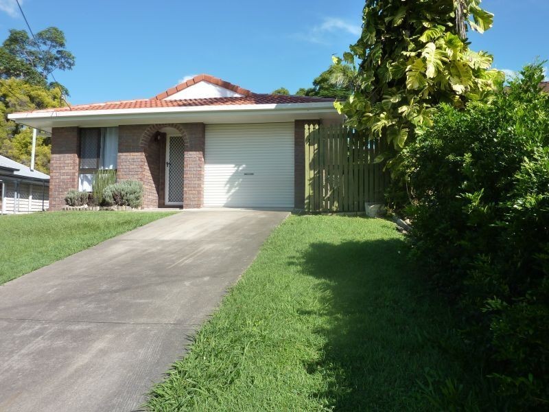 23 Greens Road, Coorparoo QLD 4151