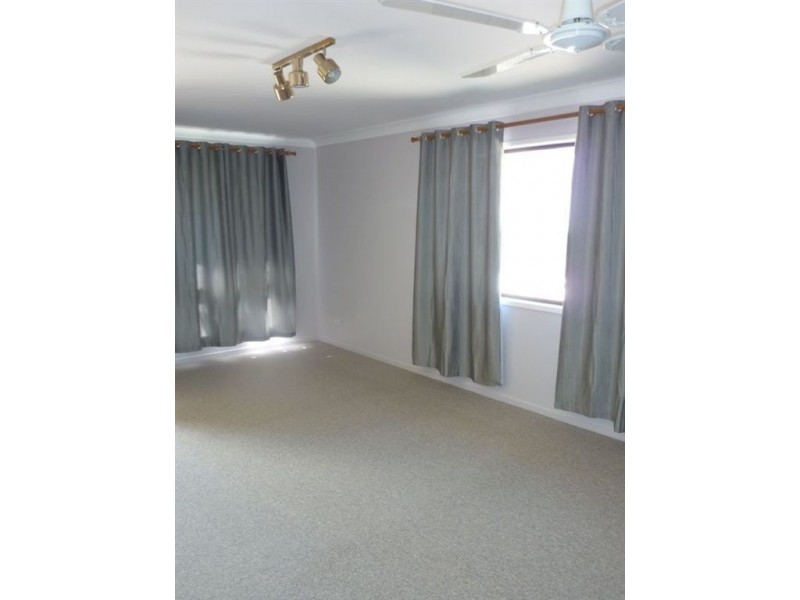 23 Greens Road, Coorparoo QLD 4151