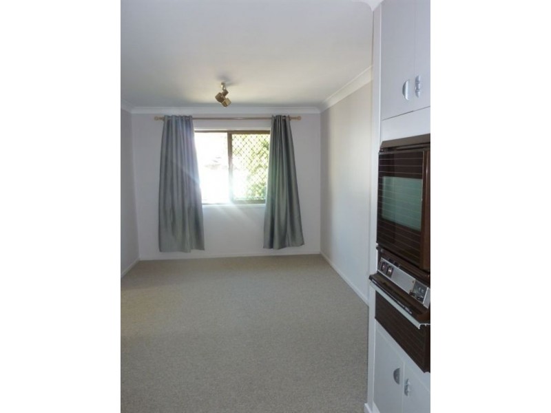 23 Greens Road, Coorparoo QLD 4151