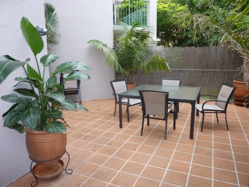 4/219 Wellington Road, East Brisbane QLD 4169