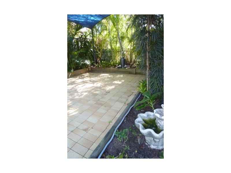 23 Lackey Avenue, Coorparoo QLD 4151