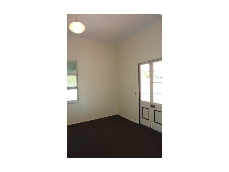 23 Lackey Avenue, Coorparoo QLD 4151
