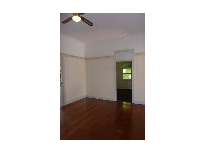23 Lackey Avenue, Coorparoo QLD 4151