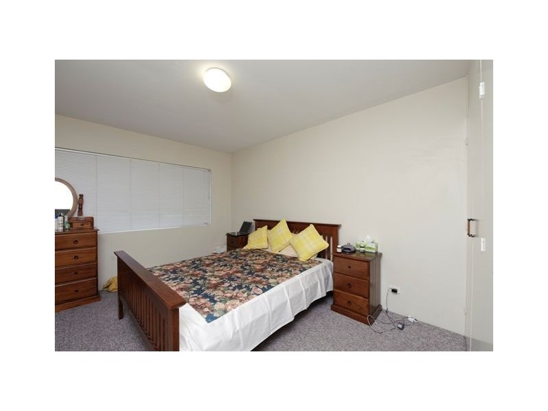 2/40 Birdwood Road, Holland Park West QLD 4121