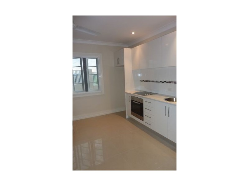 1/64 City View Road, Camp Hill QLD 4152