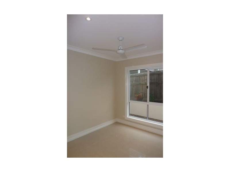 1/64 City View Road, Camp Hill QLD 4152