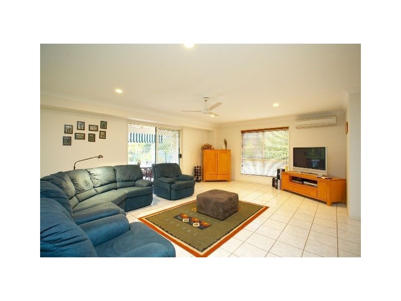 20 Currumbin Place, Carindale QLD 4152