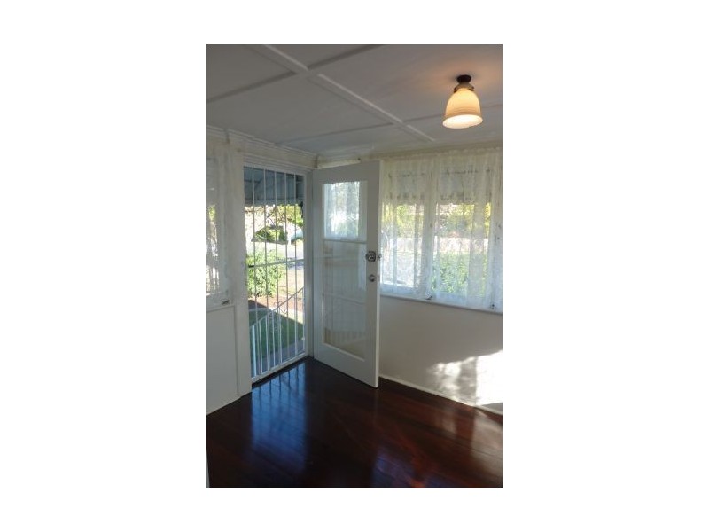 91 Ridge Street, Greenslopes QLD 4120