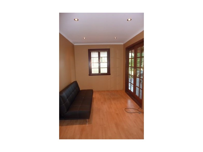 24 Bennetts Road, Camp Hill QLD 4152