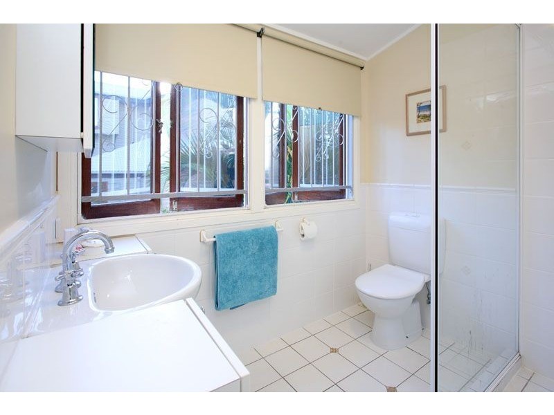 48 Rees Avenue, Coorparoo QLD 4151