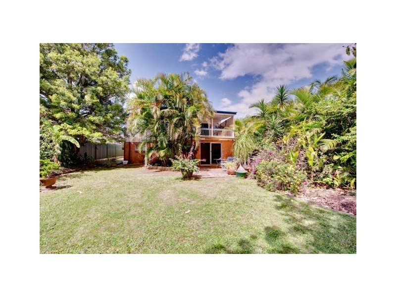 29 Yuletide Street, Holland Park West QLD 4121