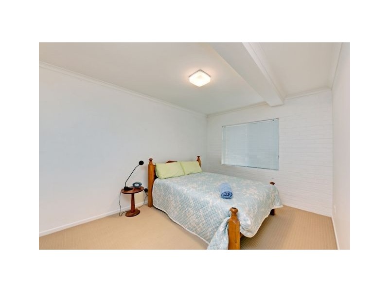 29 Yuletide Street, Holland Park West QLD 4121
