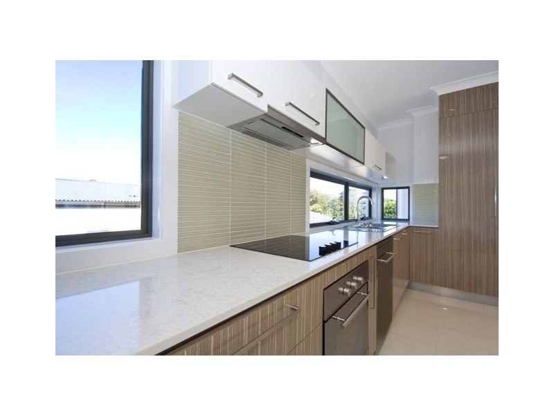 2/49 Cambridge Street, Carina Heights QLD 4152