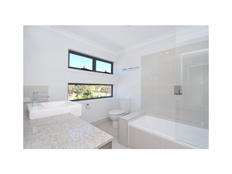 2/49 Cambridge Street, Carina Heights QLD 4152