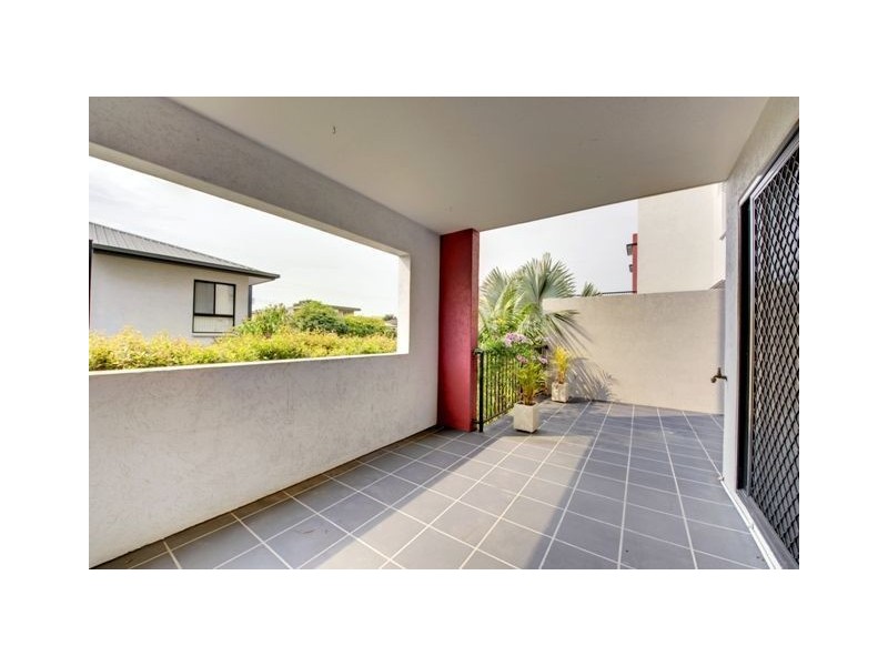 16/15 Kitchener Street, Coorparoo QLD 4151