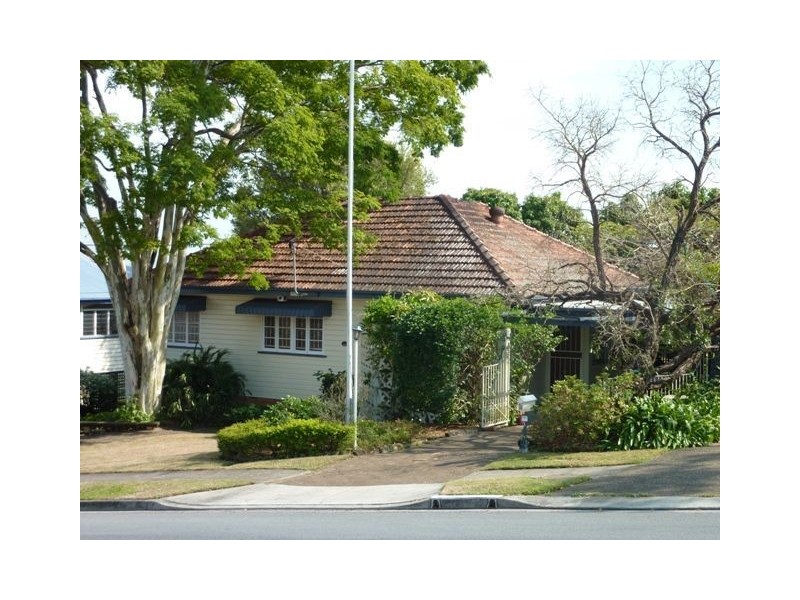 34 Newman Avenue, Camp Hill QLD 4152