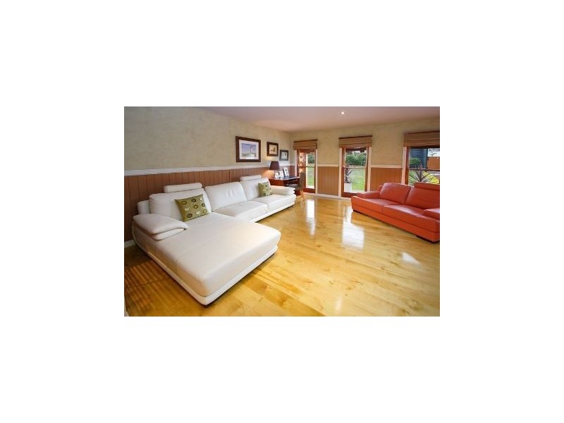 23 Ernest Street, Camp Hill QLD 4152