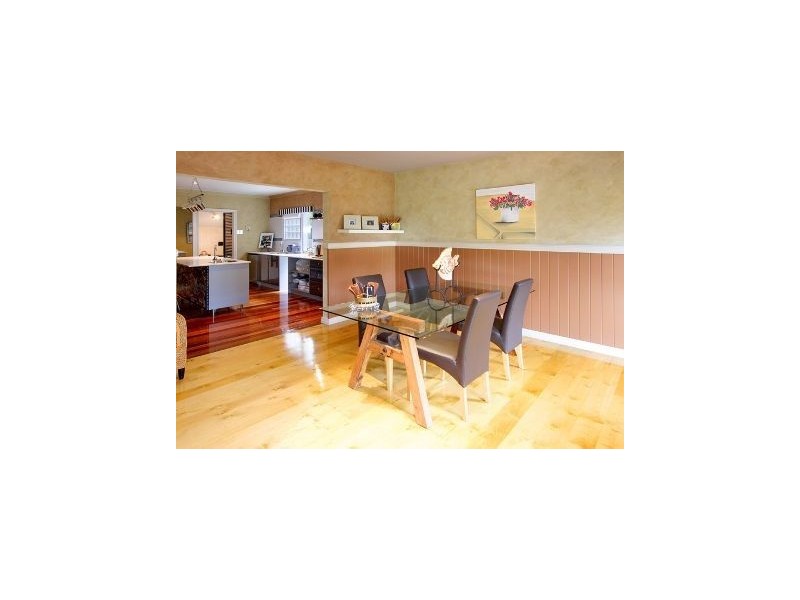 23 Ernest Street, Camp Hill QLD 4152