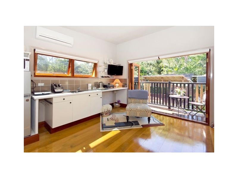 23 Ernest Street, Camp Hill QLD 4152