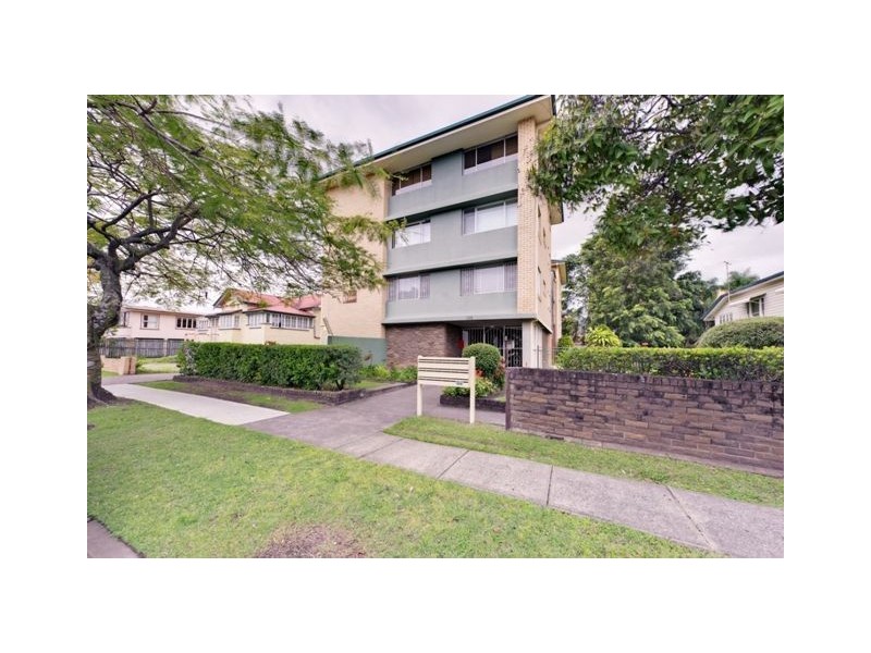 3/108 Cavendish Road, Coorparoo QLD 4151