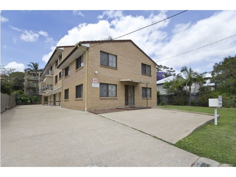 2/42 Macaulay Street, Coorparoo QLD 4151