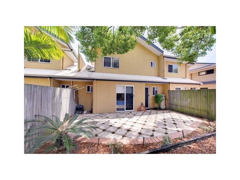 4/13 Bilyana Street, Balmoral QLD 4171