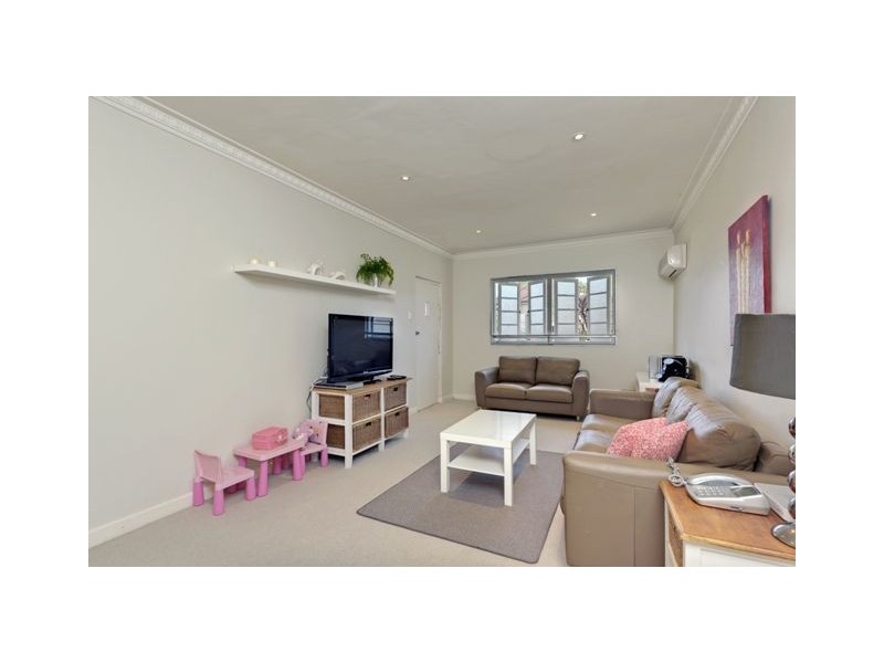 25 Walker Street, Coorparoo QLD 4151