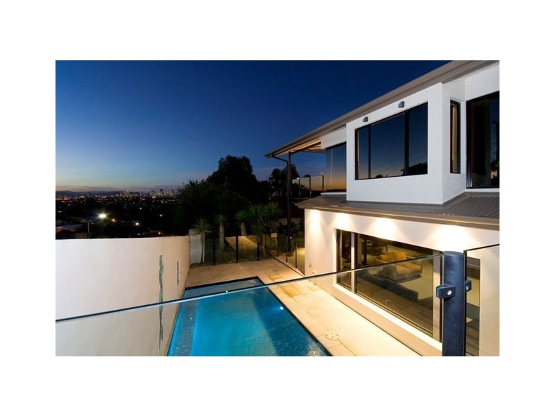 22 Spica Street, Coorparoo QLD 4151