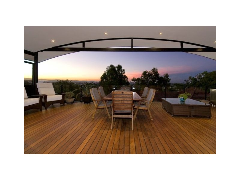 22 Spica Street, Coorparoo QLD 4151