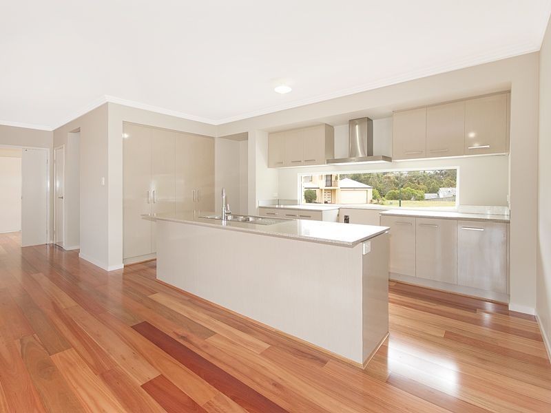 23 Mizen Place, Holland Park West QLD 4121