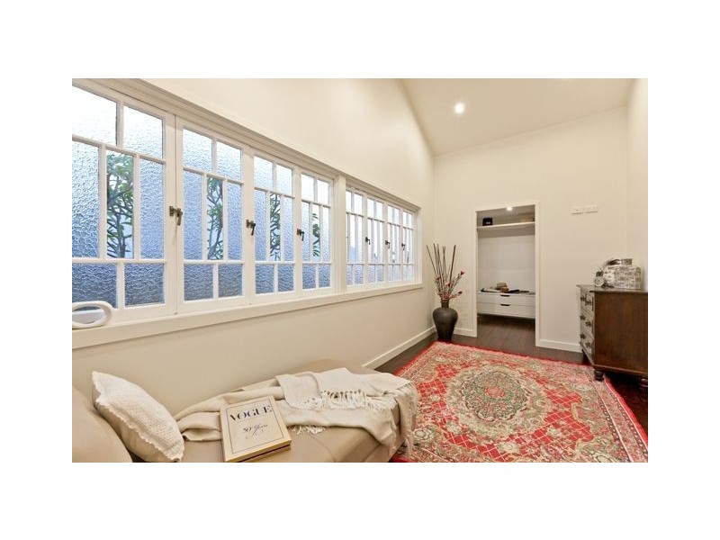 21 Pelham Street, Coorparoo QLD 4151