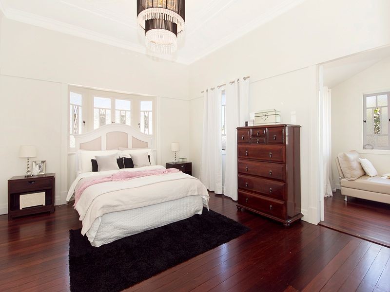 21 Pelham Street, Coorparoo QLD 4151