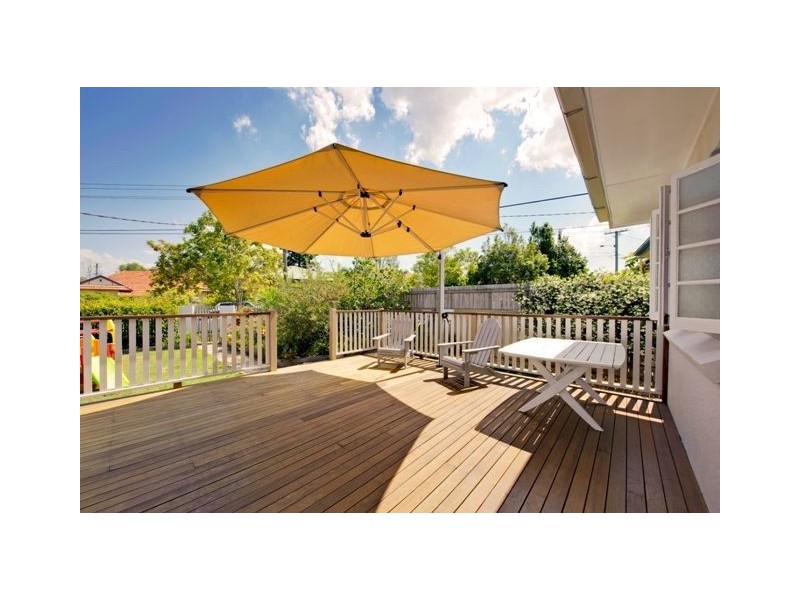 22 Marshall Avenue, Seven Hills QLD 4170