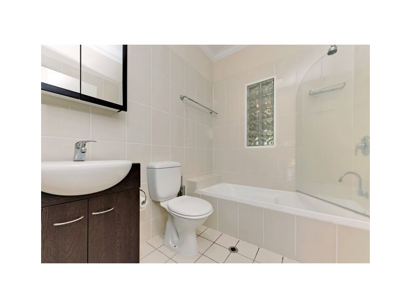 22 Marshall Avenue, Seven Hills QLD 4170