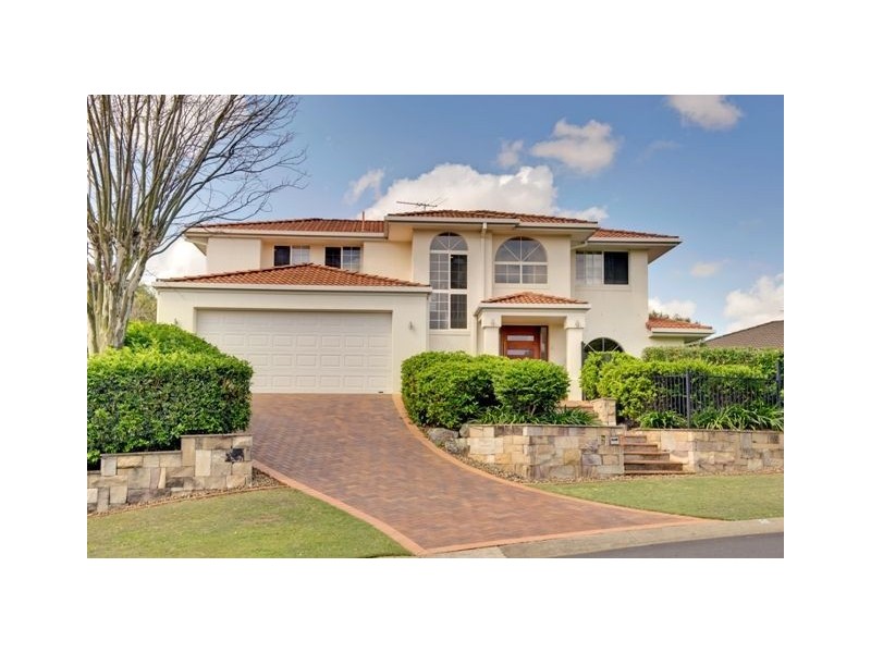 5 Windermere Crescent, Carindale QLD 4152