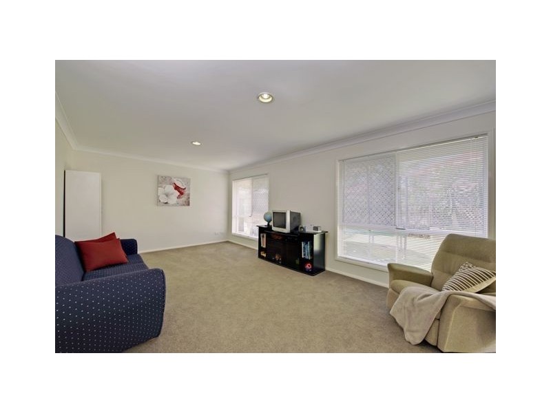 5 Windermere Crescent, Carindale QLD 4152