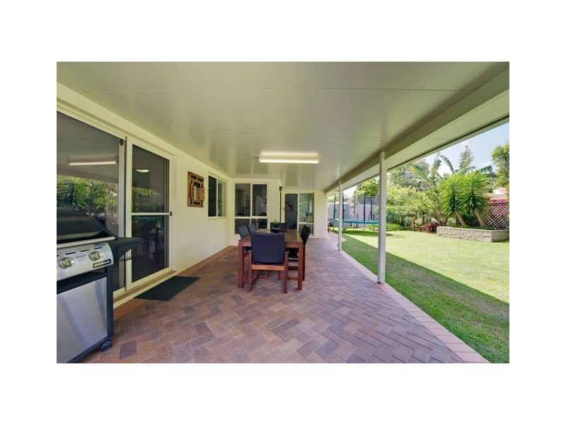 5 Windermere Crescent, Carindale QLD 4152