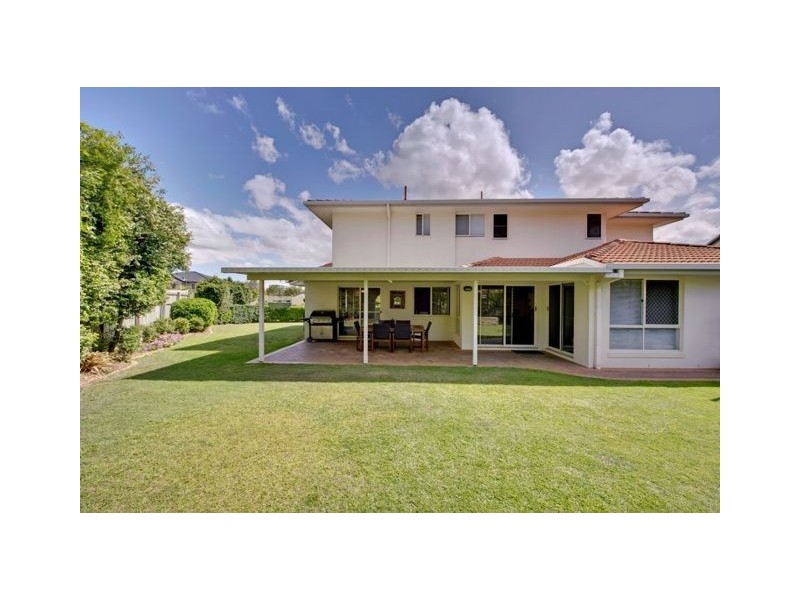 5 Windermere Crescent, Carindale QLD 4152