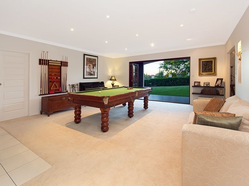 15 Hamel Street, Camp Hill QLD 4152