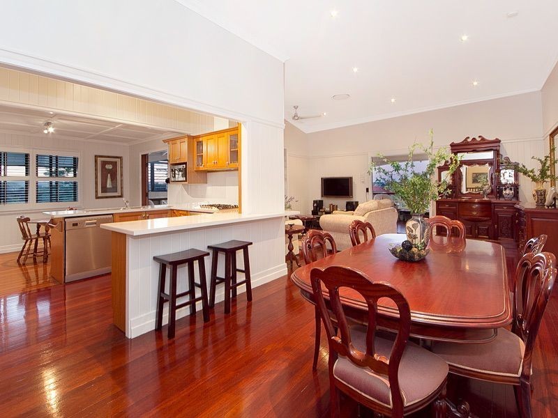 15 Hamel Street, Camp Hill QLD 4152