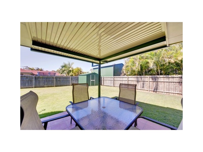 15 Eagle Avenue, Waterford West QLD 4133