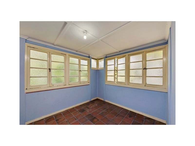 42 Nelson Street, Coorparoo QLD 4151