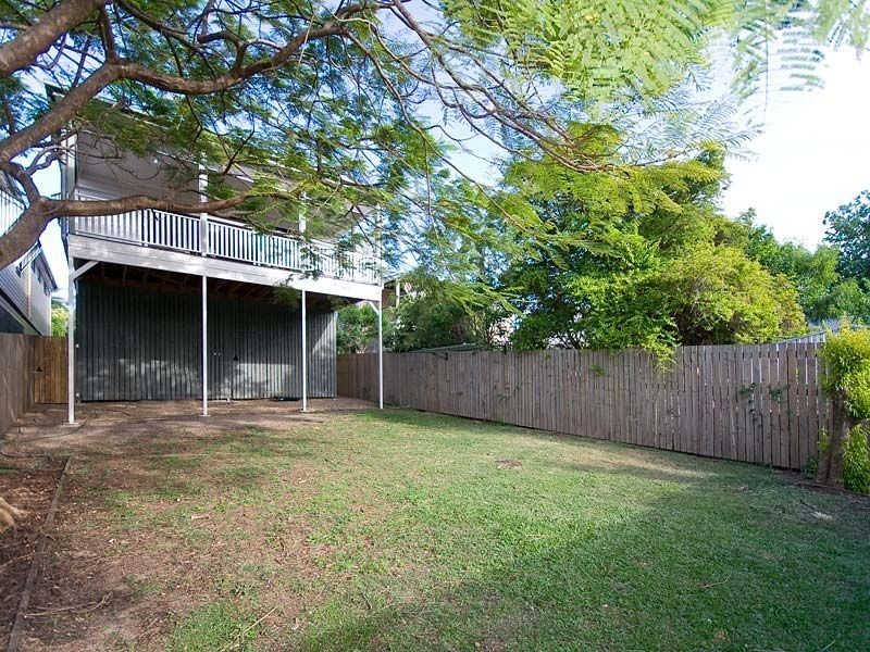 21 Ellington Street, Tarragindi QLD 4121