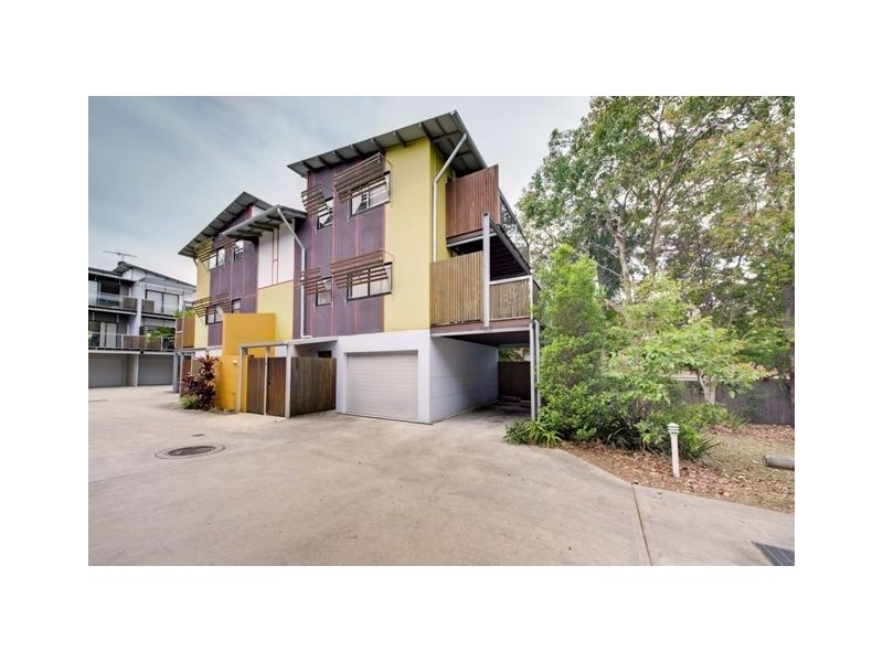 4/9 Talbot Street, Coorparoo QLD 4151